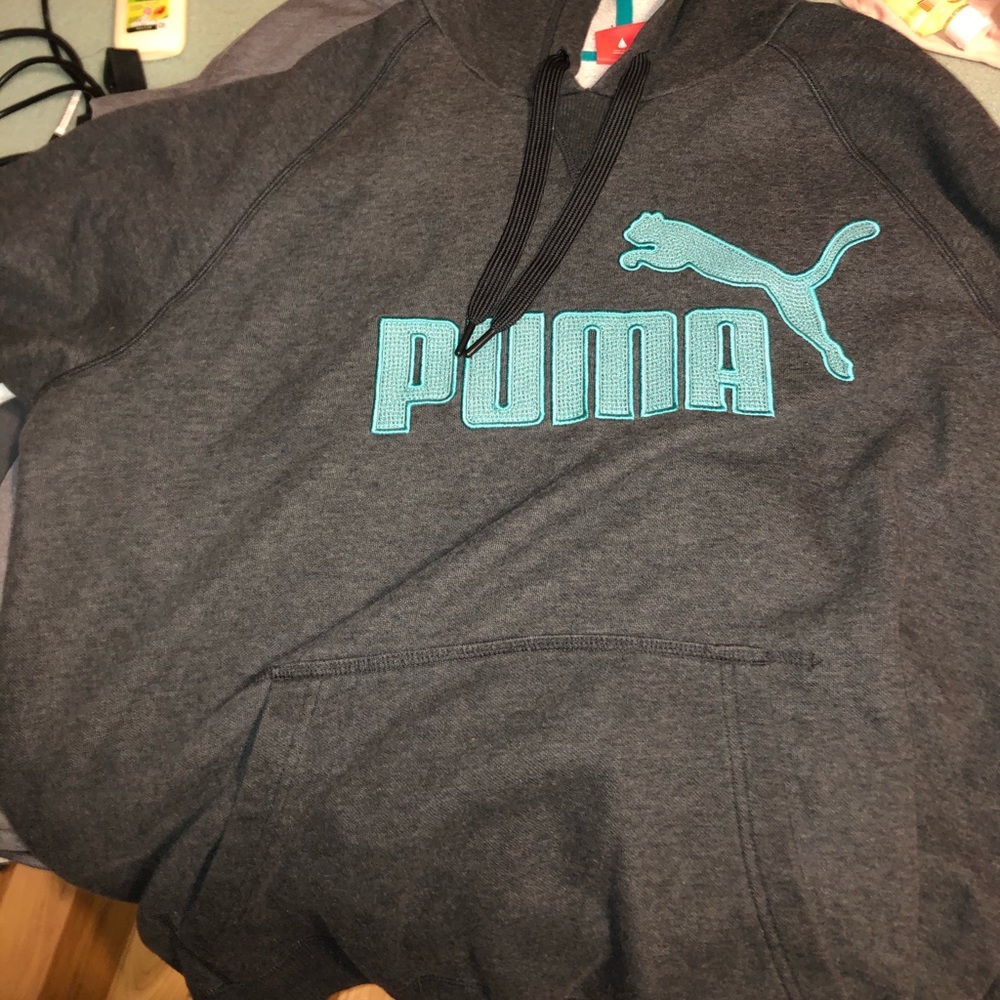 puma sweatshirt